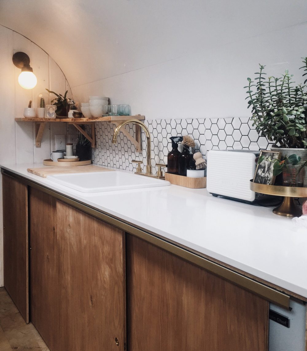 Prije i poslije: AIRSTREAM prikolica u Seattleu dobiva potpuni makeover