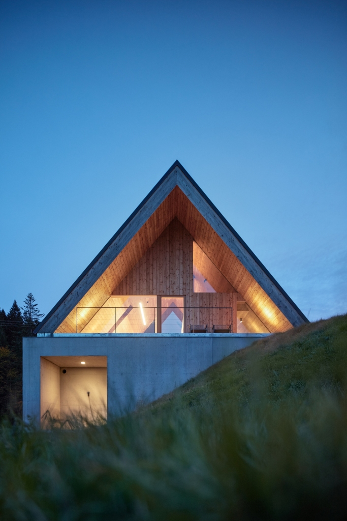 Vikend kuća by Pavel Míček Architects