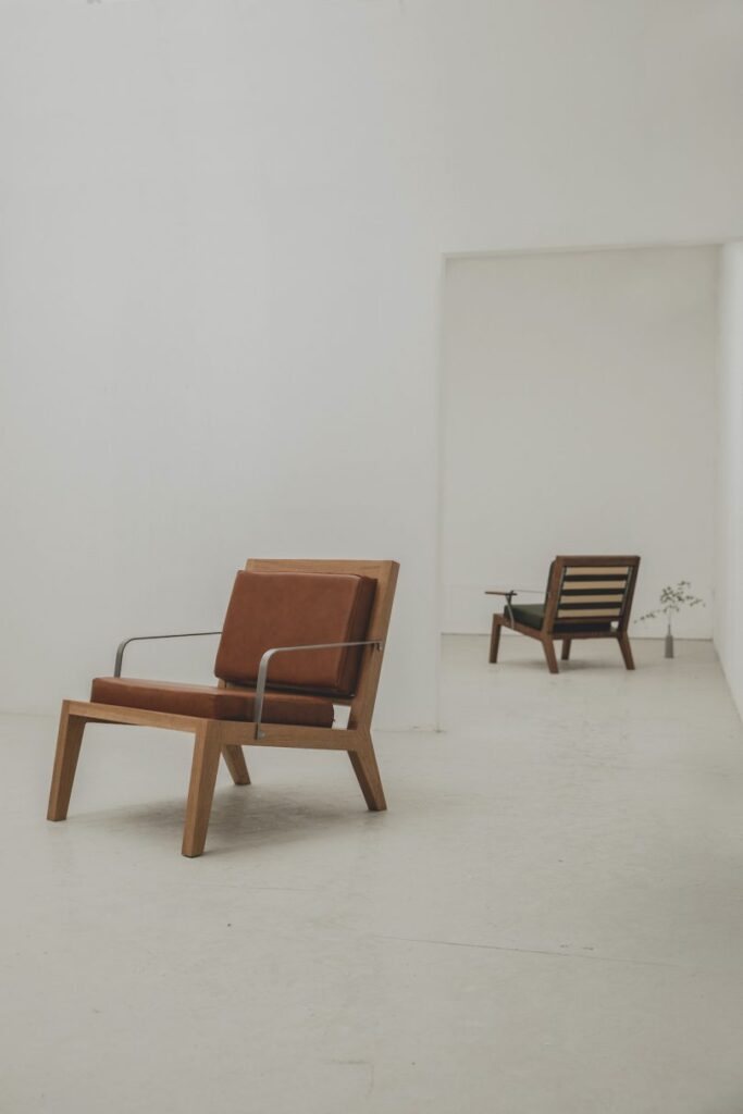 Lounge stolica by Instrmnt Applied Design