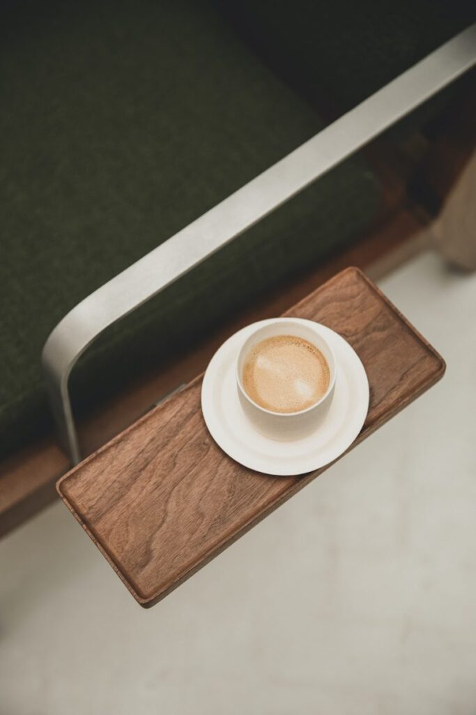 Lounge stolica by Instrmnt Applied Design